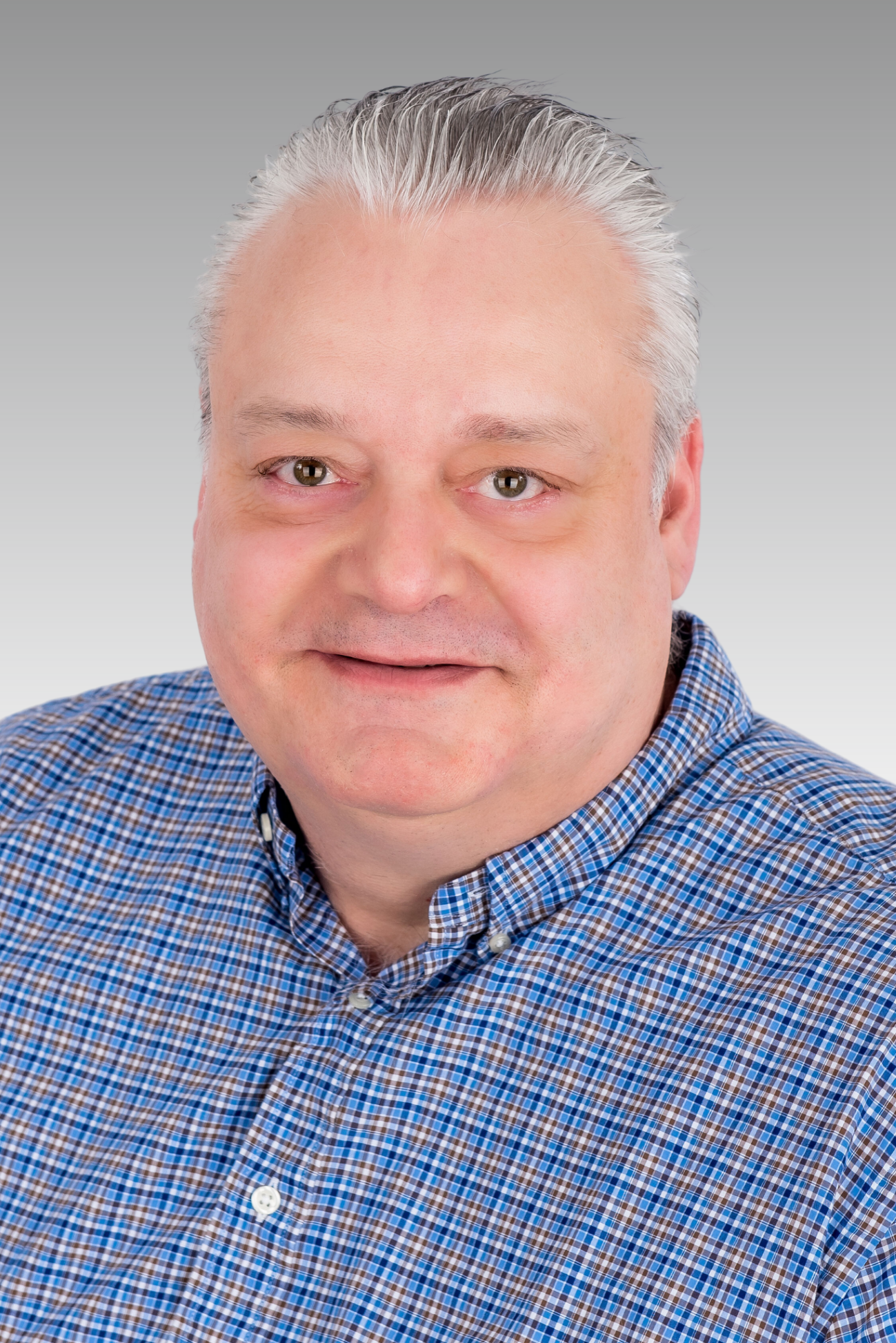 Headshot_Frank Borzacchiello