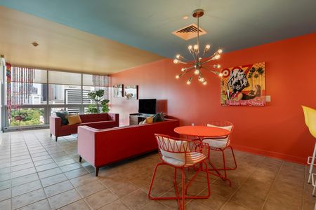 1 Miranova Place (14)