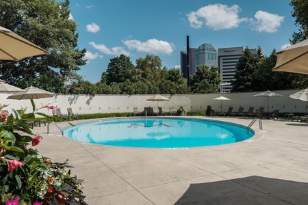 1 Miranova Place (53)