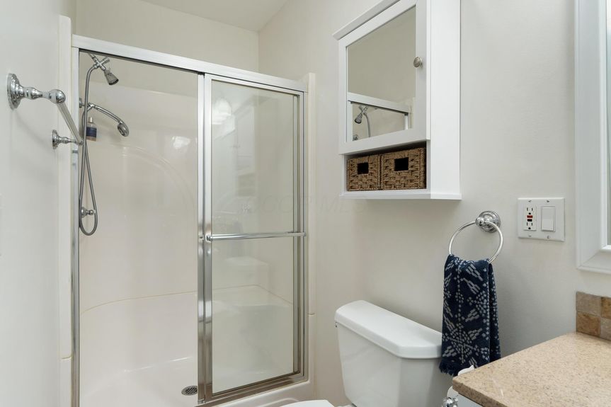 1068 W 2nd Avenue (24)