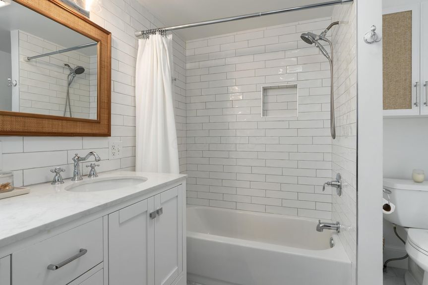 1068 W 2nd Avenue (35)