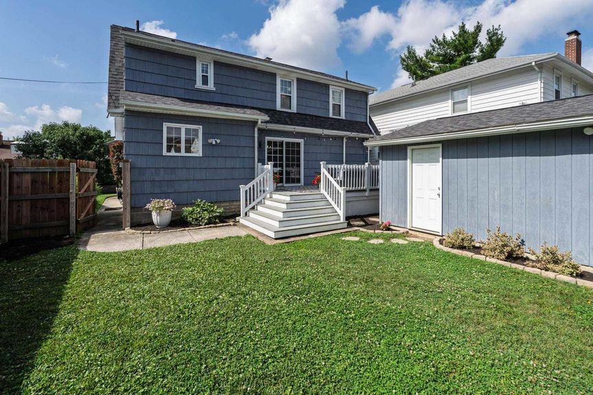 1068 W 2nd Avenue (39)