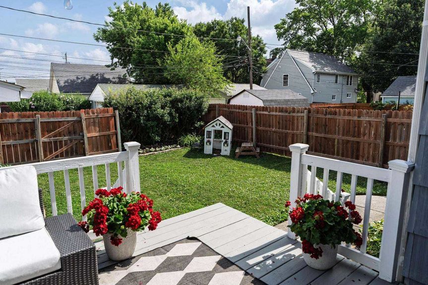1068 W 2nd Avenue (42)