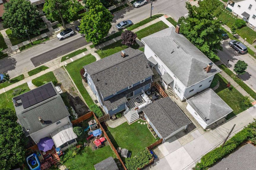 1068 W 2nd Avenue (6)