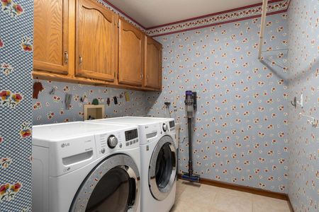 261 Wedgewood Court (25)