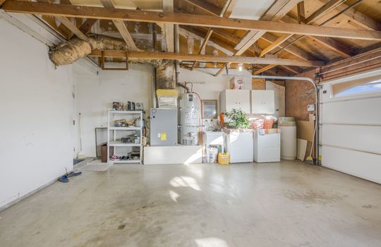garage-min