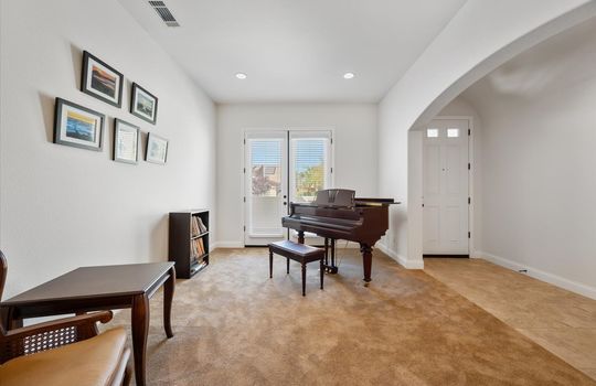 07-Living Room
