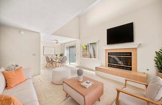 11-Living-Room - Living Room - Standard - 3