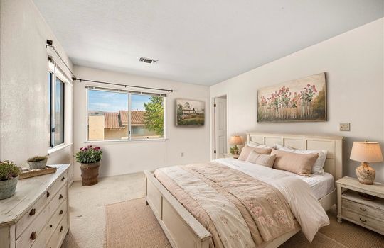 21-Primary-Bedroom - Bedroom - Farmhouse - 2