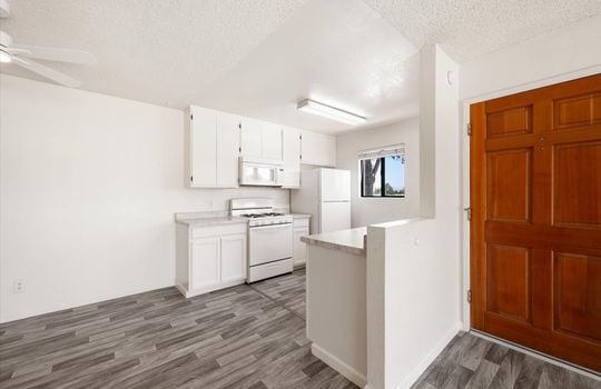 10-Kitchen