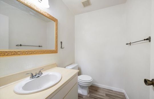 24-Bathroom