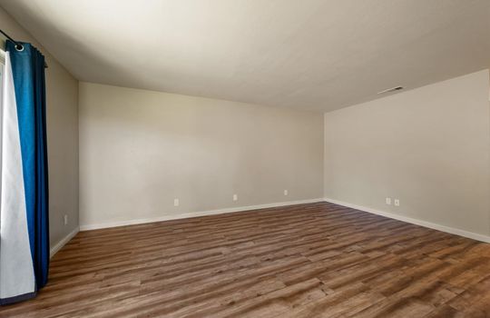 07-Living Room