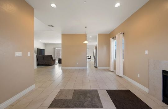 09-Living Room