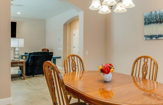 1172 Hastings Ct - Dining Room 04