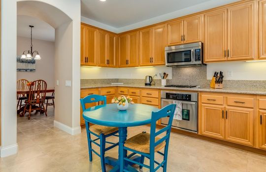 1172 Hastings Ct - Kitchen 06