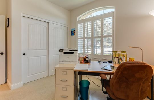 1172 Hastings Ct - Office 02