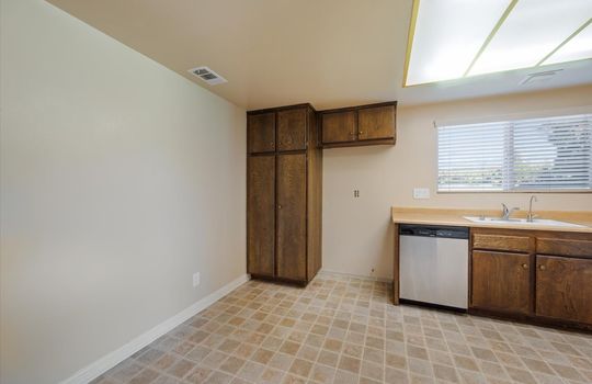 12-Dining Room