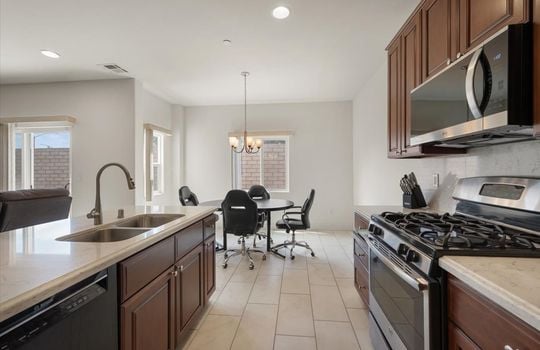 12-Kitchen
