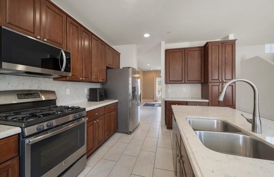 13-Kitchen