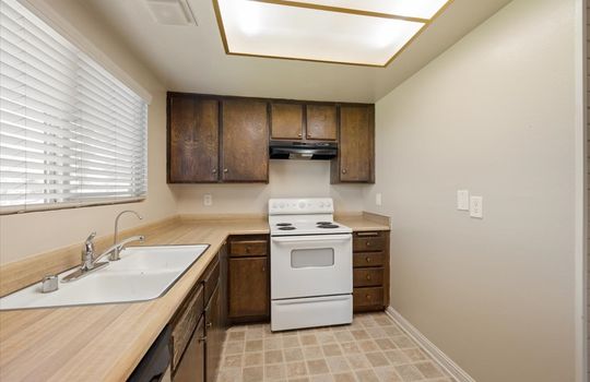 14-Kitchen