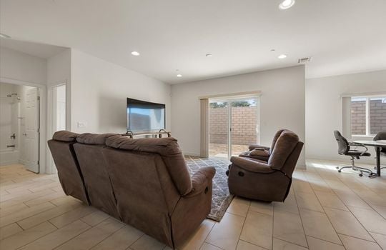 15-Family Room