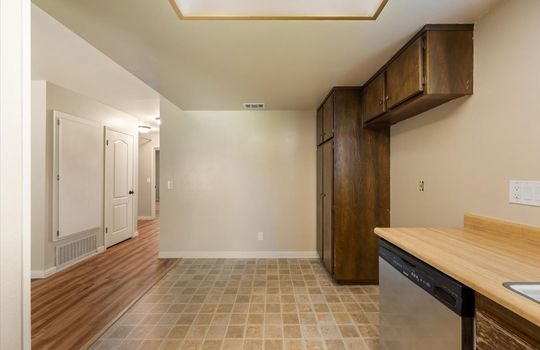 15-Kitchen_Dining Room