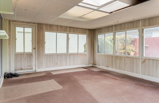 27-926-Vista-Del-Rio-Sunroom-4