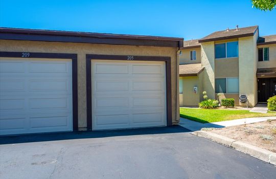 32-Garage