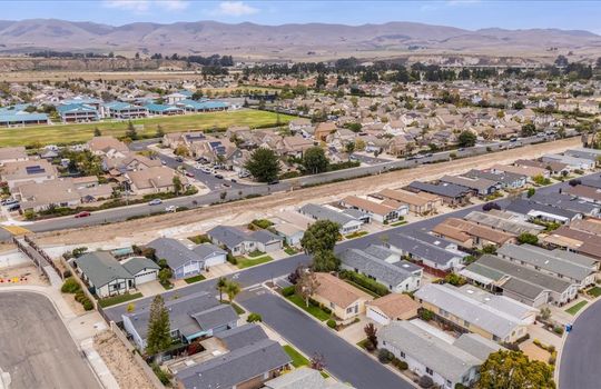51-926-Vista-Del-Rio-Aerial-Neighborhood-3
