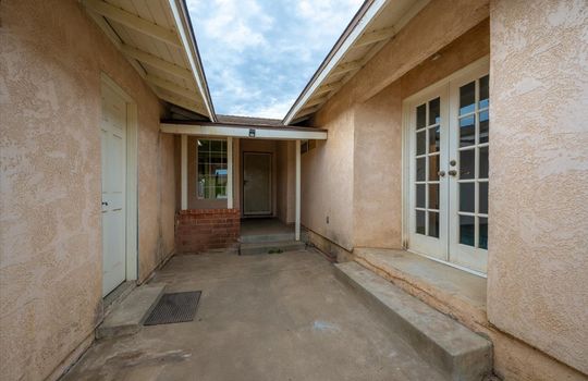 04-Exterior Front