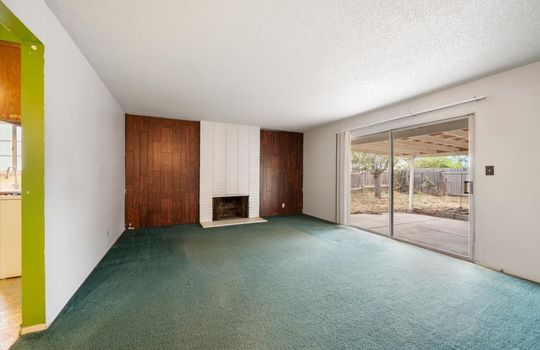 07-Living Room