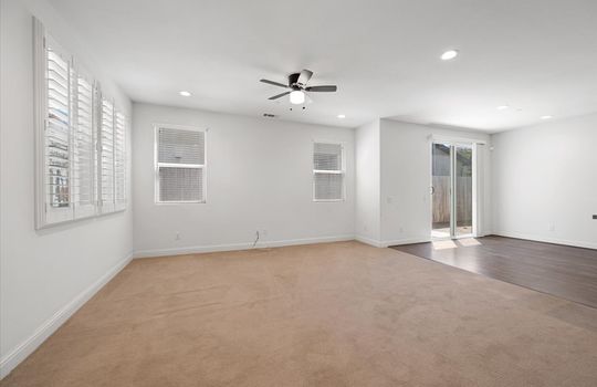 07-Living Room