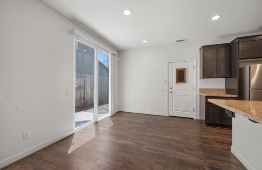 10-Dining Room