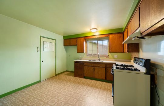 10-Kitchen