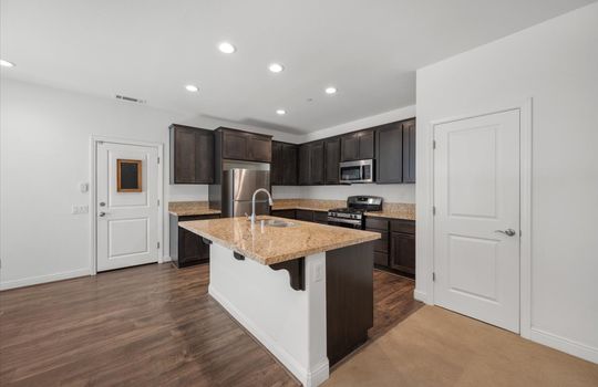 11-Kitchen