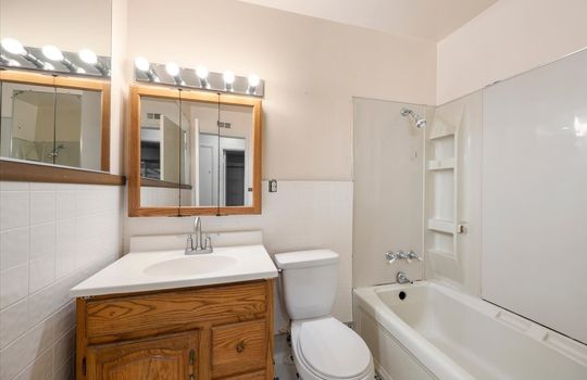 20-Bathroom