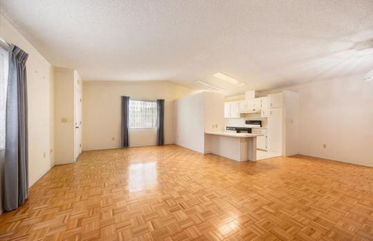 09-Living Room