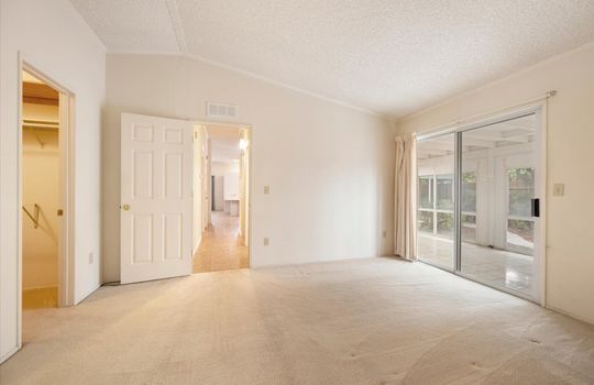 15-Primary Bedroom
