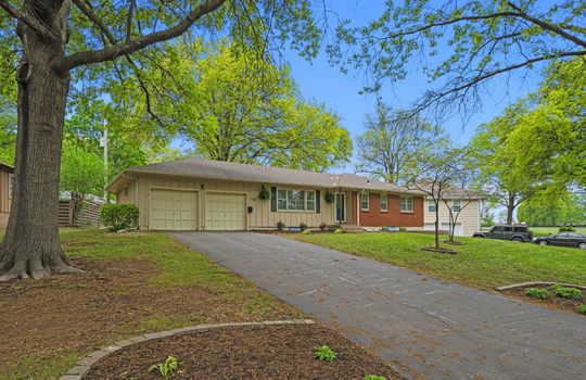 02-108 E 109th Terrace