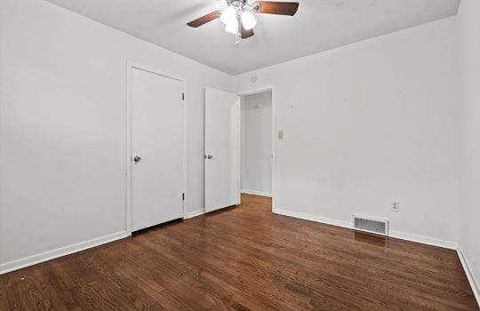 26-108 E 109th Terrace