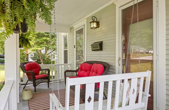 06-9101 Holmes Rd-31