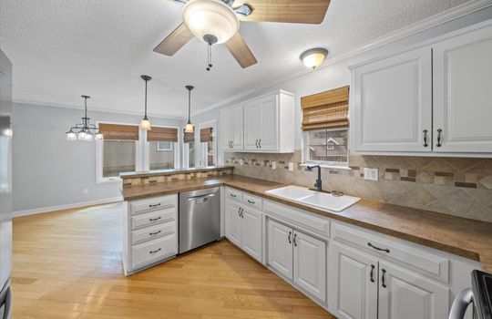 10-2133 S Stagecoach Dr-9