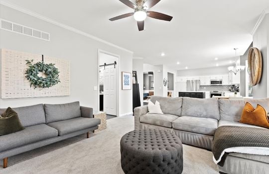 11-11509 W 115th St