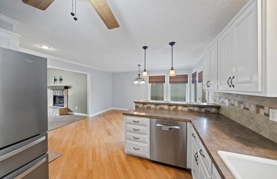 11-2133 S Stagecoach Dr-10