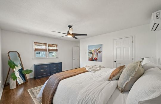 13-236 W Park St-13