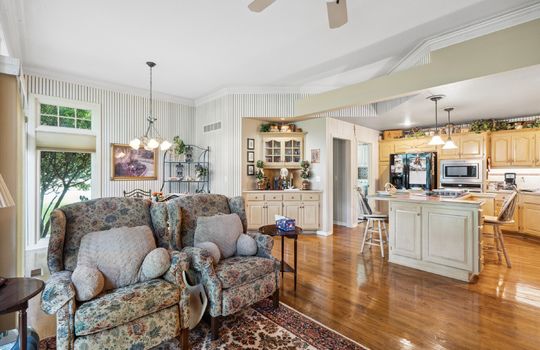 14-4700 W 112th Terrace