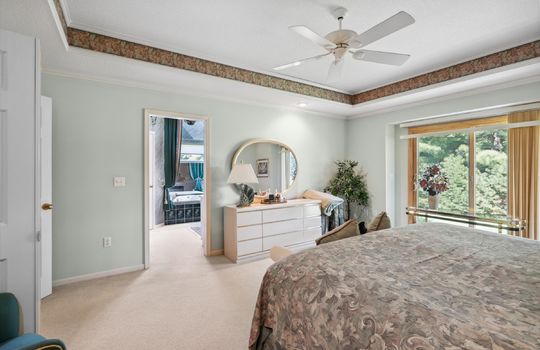 18-4700 W 112th Terrace
