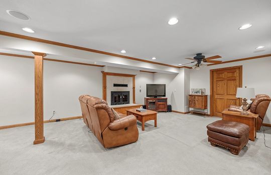28-2915 S Victoria Ln Dr-12