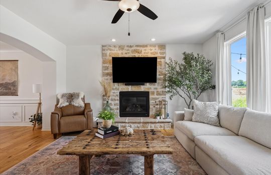 05-24328 W 58th Terrace