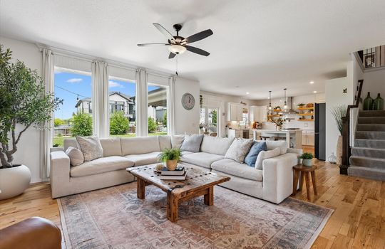 06-24328 W 58th Terrace